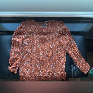 Mod Boutique brand burnt orange blouse